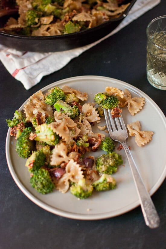 broccoli, sun-dried tomato and goat cheese pasta